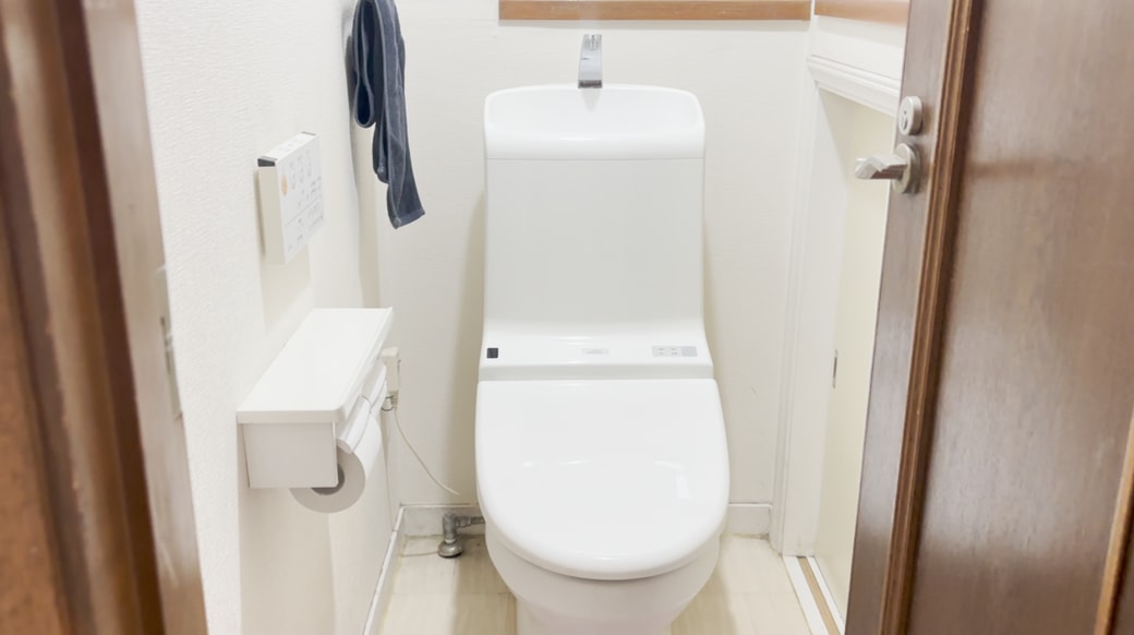 掃除後のトイレの様子
