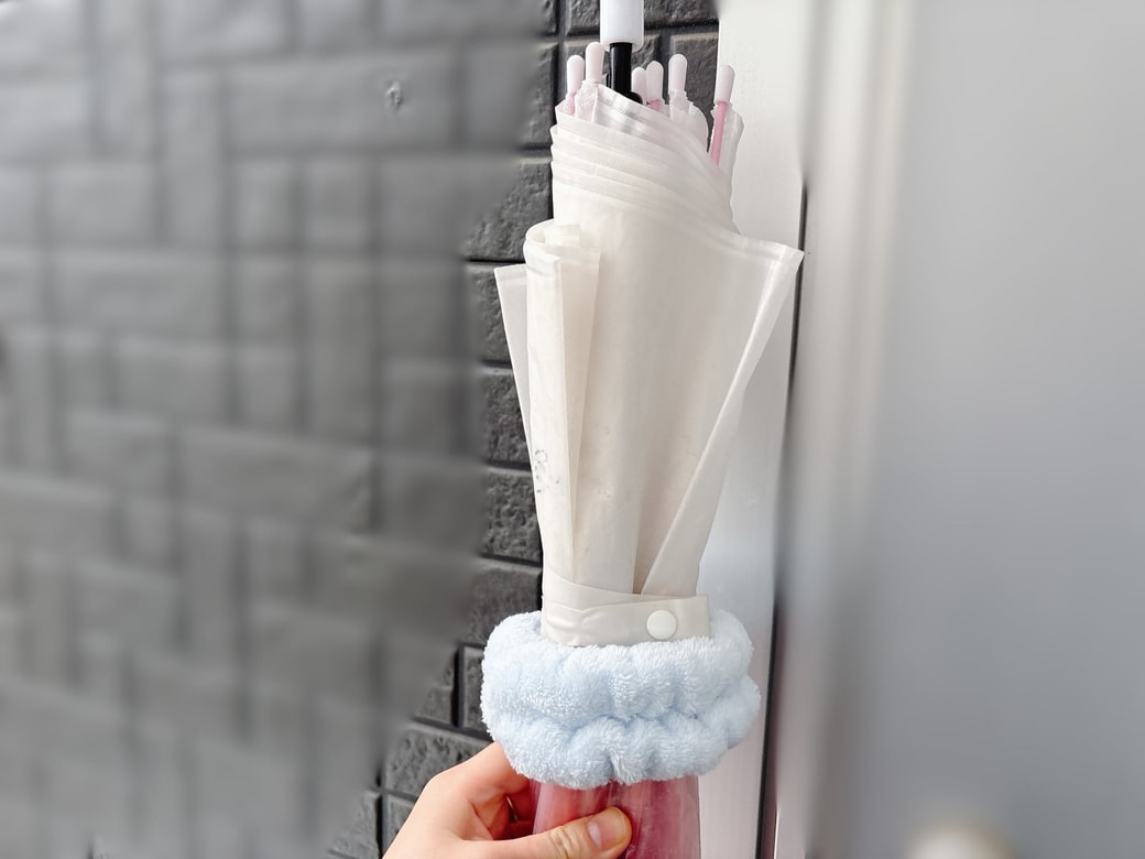 バンド傘につけておけば邪魔にならない