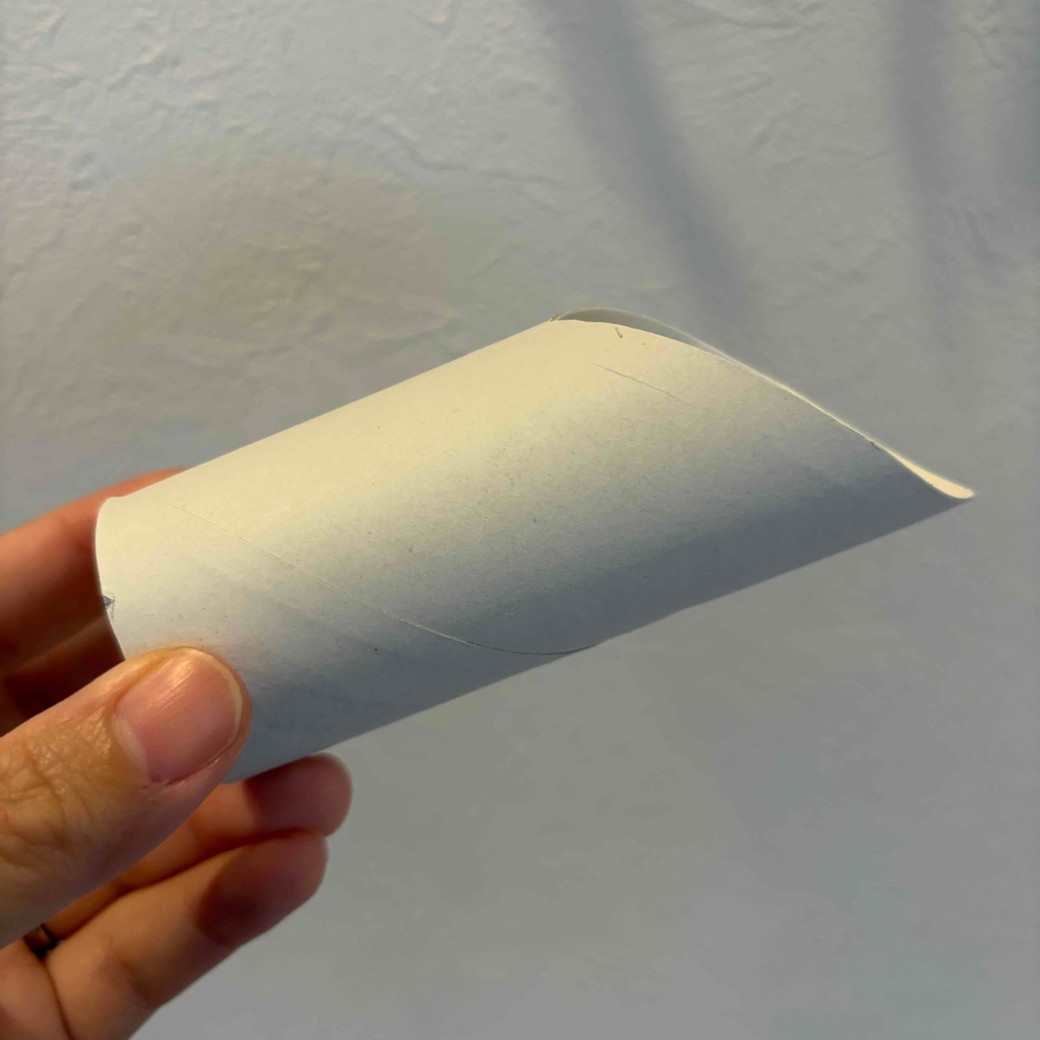 芯の端を斜めに切ったところ