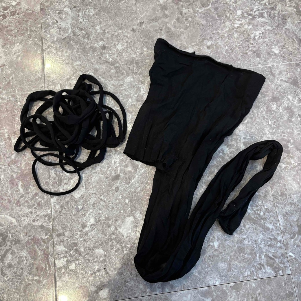 片足分のゴムの写真