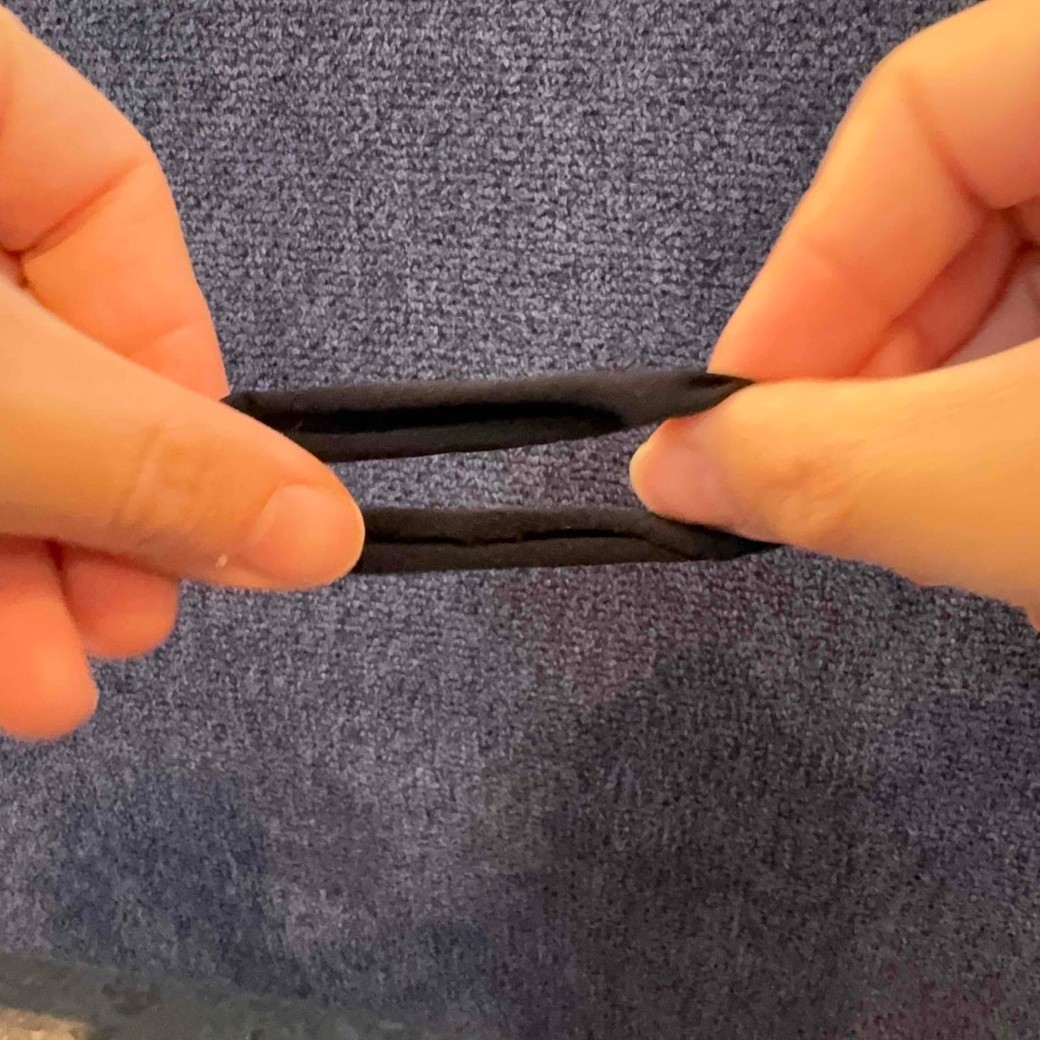 カットしたものをねじっているところ