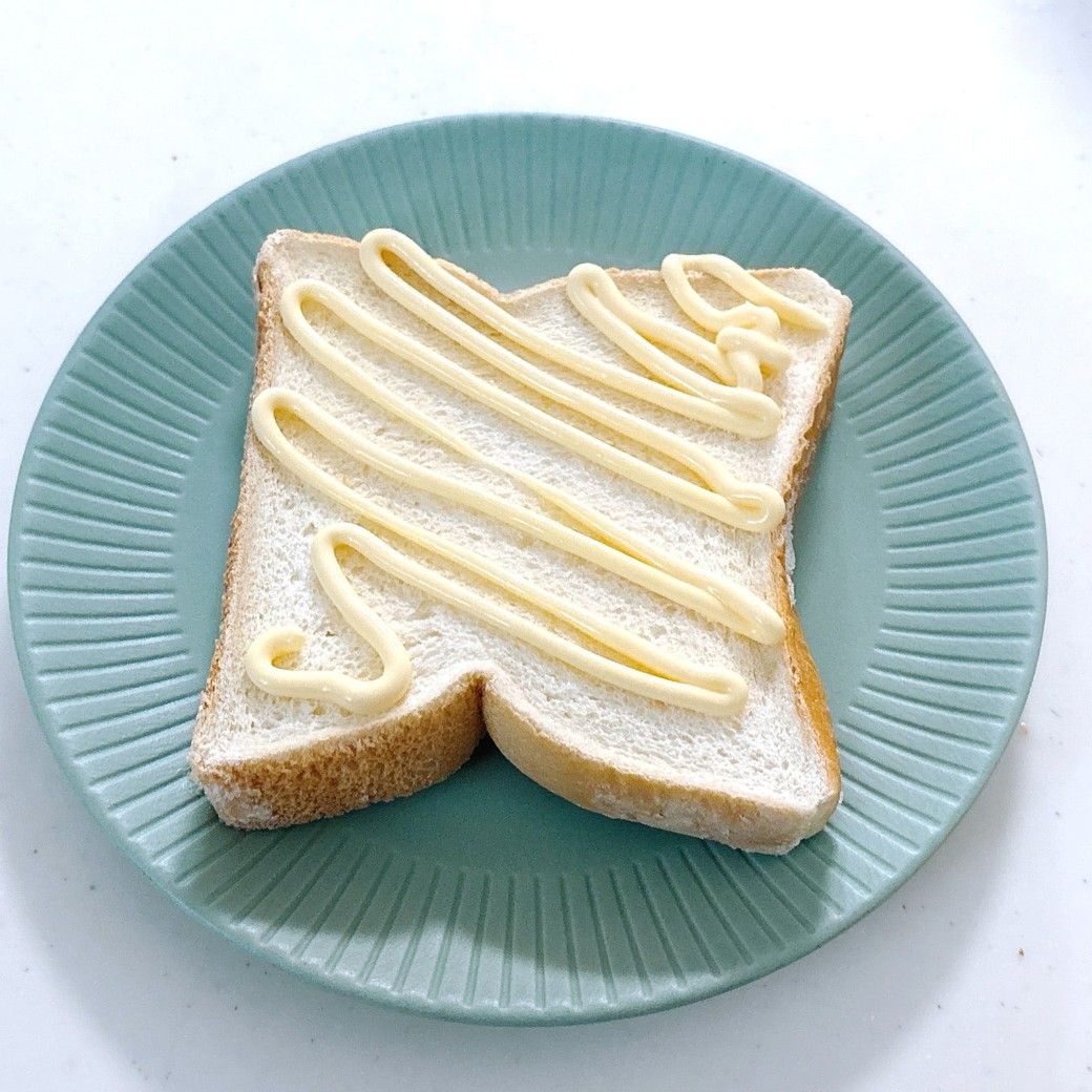 マヨネーズは塗り広げてもOK