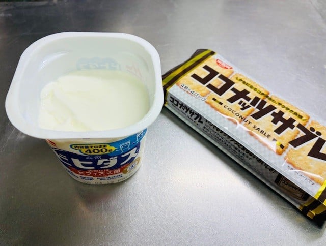 ヨーグルトチーズケーキ