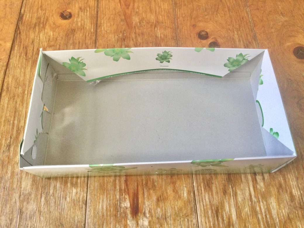 ティッシュの空き箱