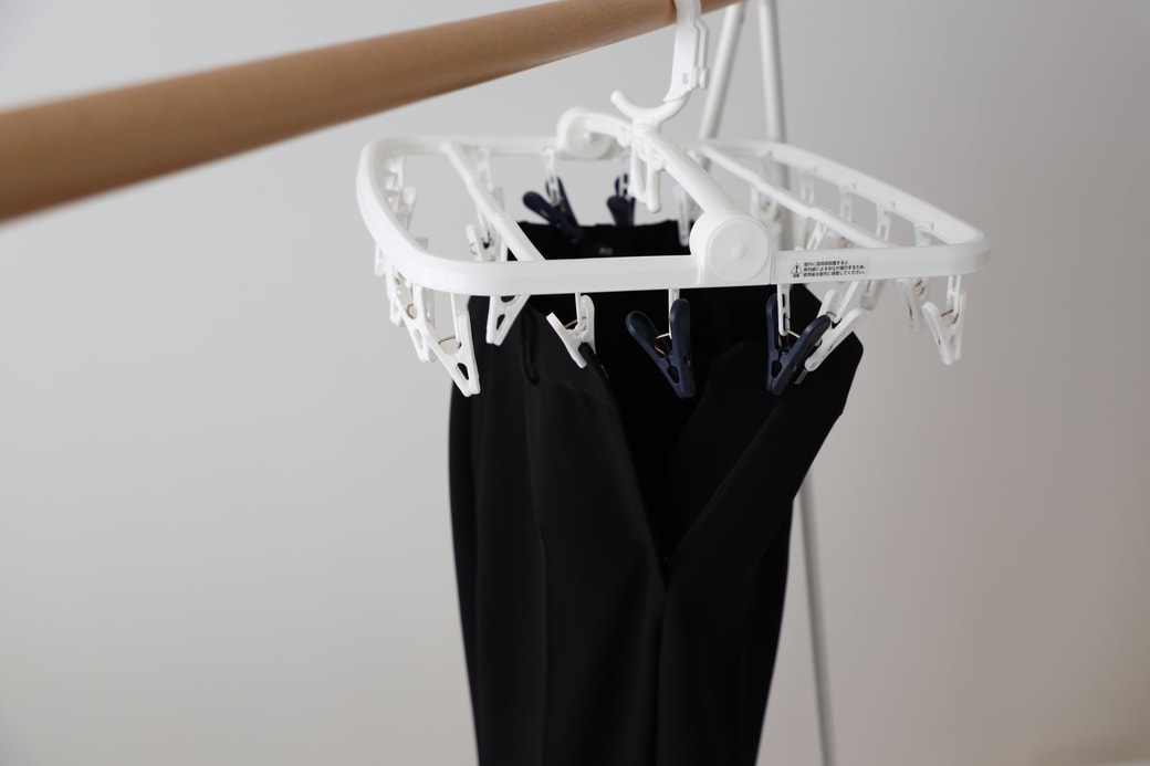 ズボンの干し方