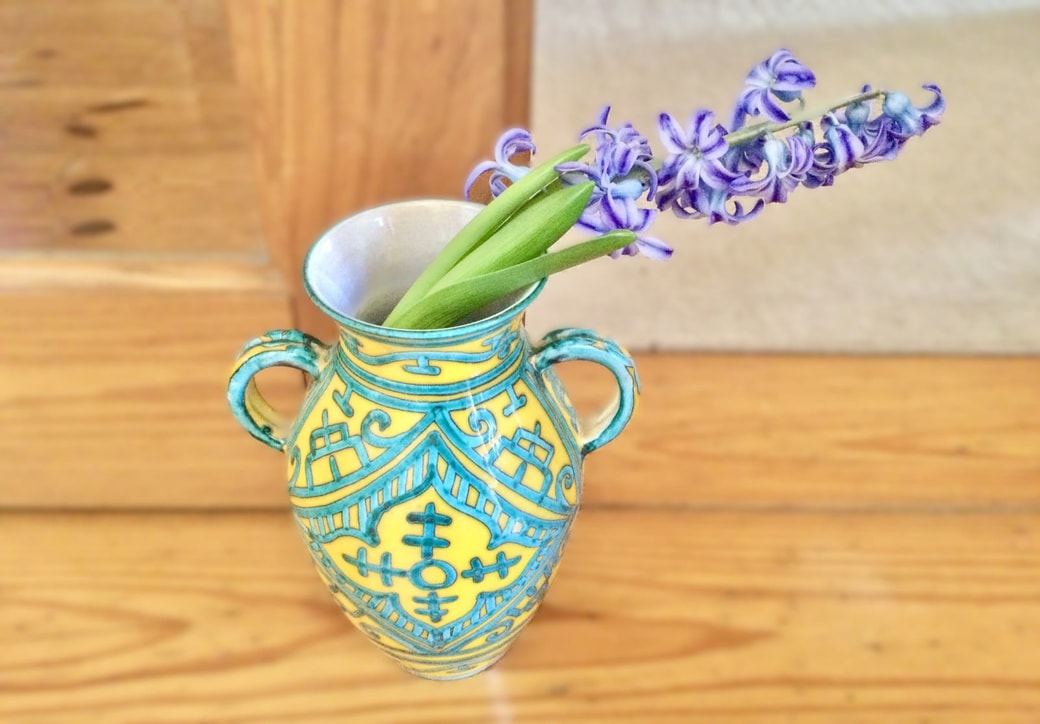 花瓶に花を生ける