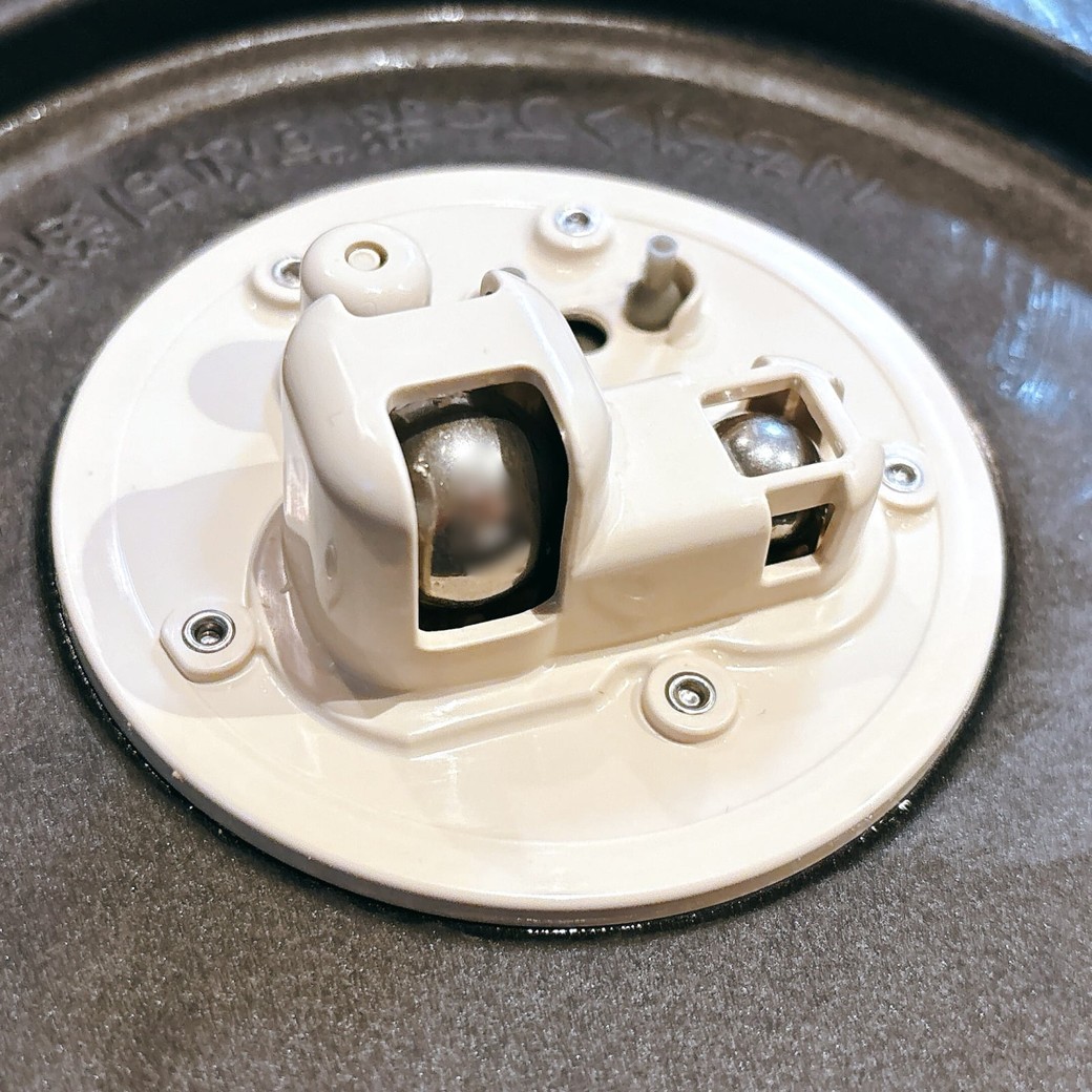 お手入れ後の調圧ボール（内ふた）