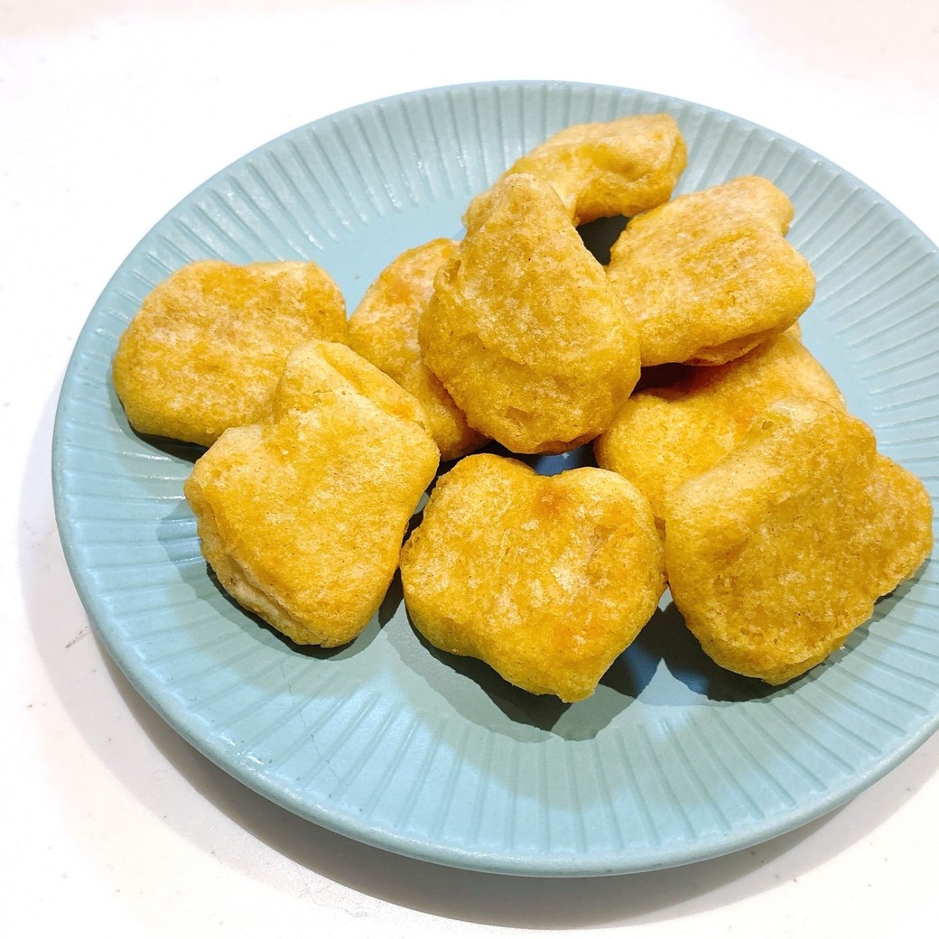 焼きあがったチキンナゲット