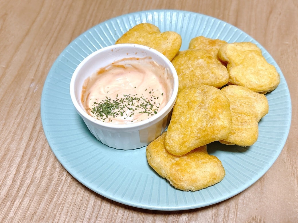 好みのソースを付けても