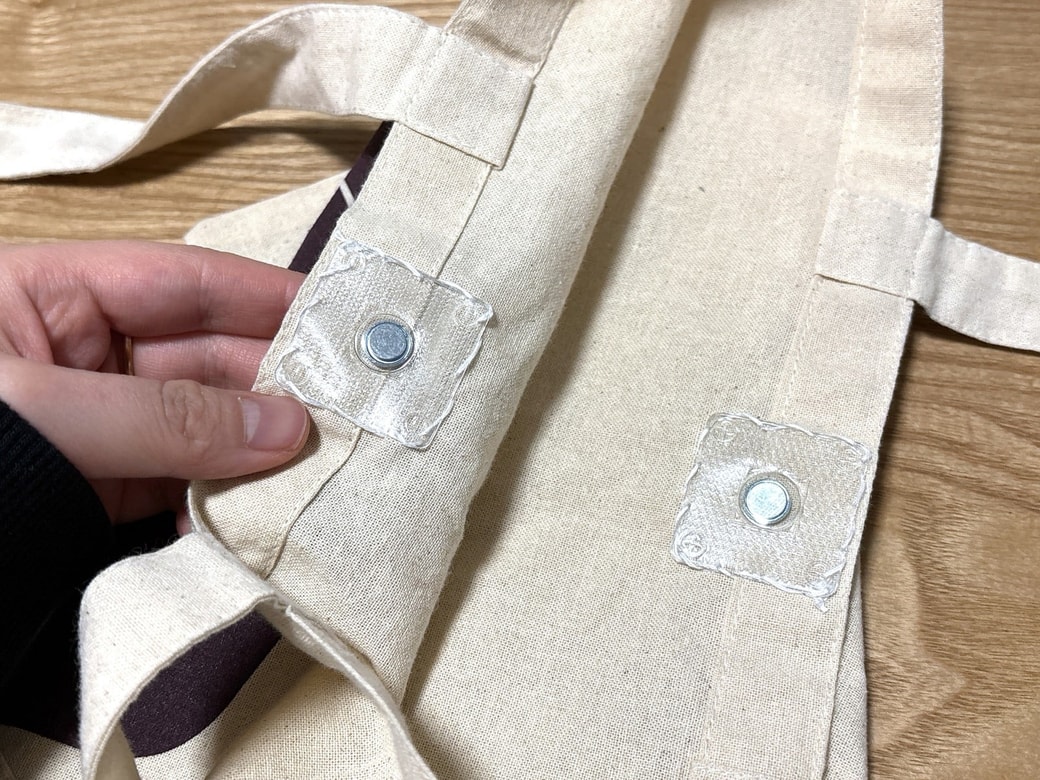 縫い終わったマグネット