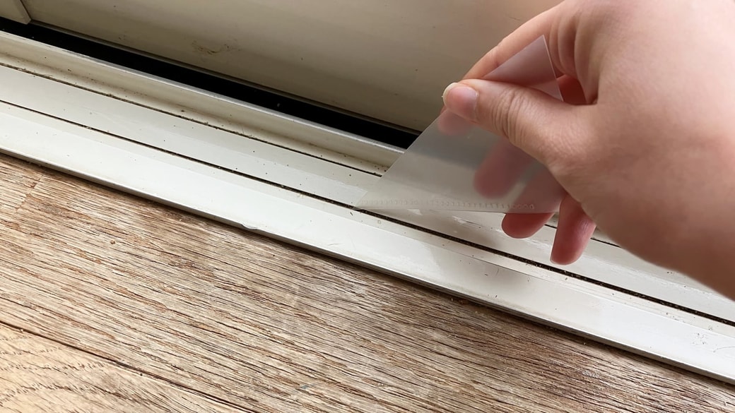 窓のサッシやレール