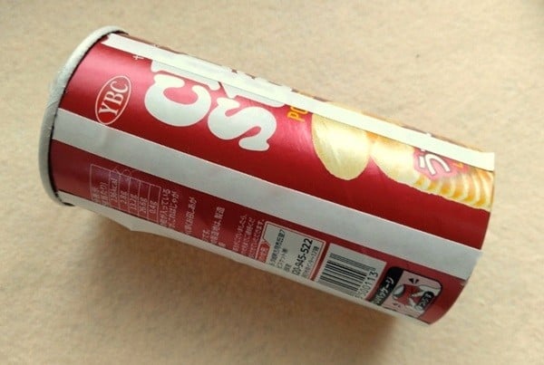 両面テープを貼る