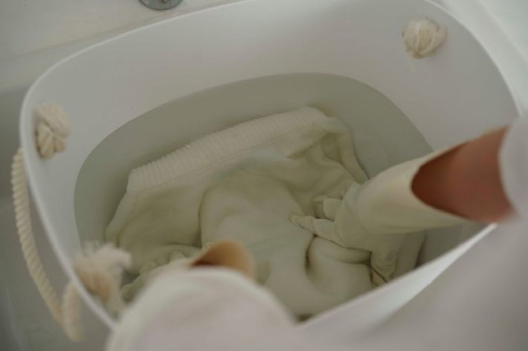 ニットは汚れたらすぐに洗おう