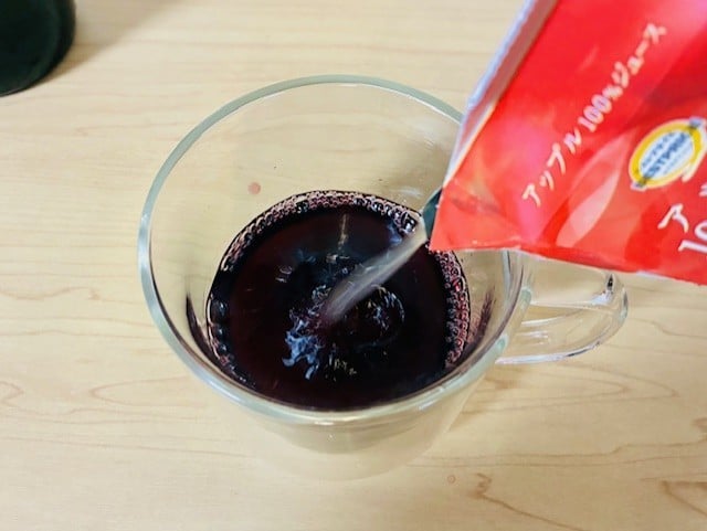 赤ワインで作るカクテル「グリューワイン」