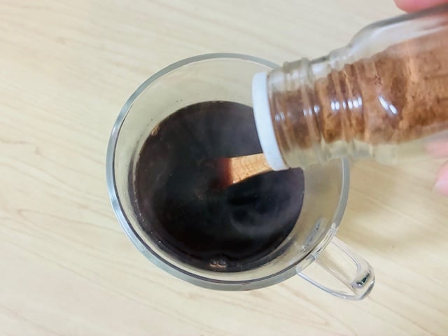 赤ワインで作るカクテル「グリューワイン」