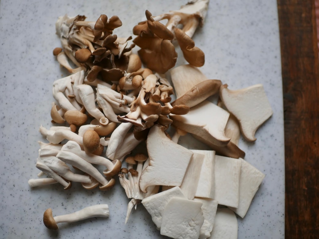 きのこの下ごしらえ
