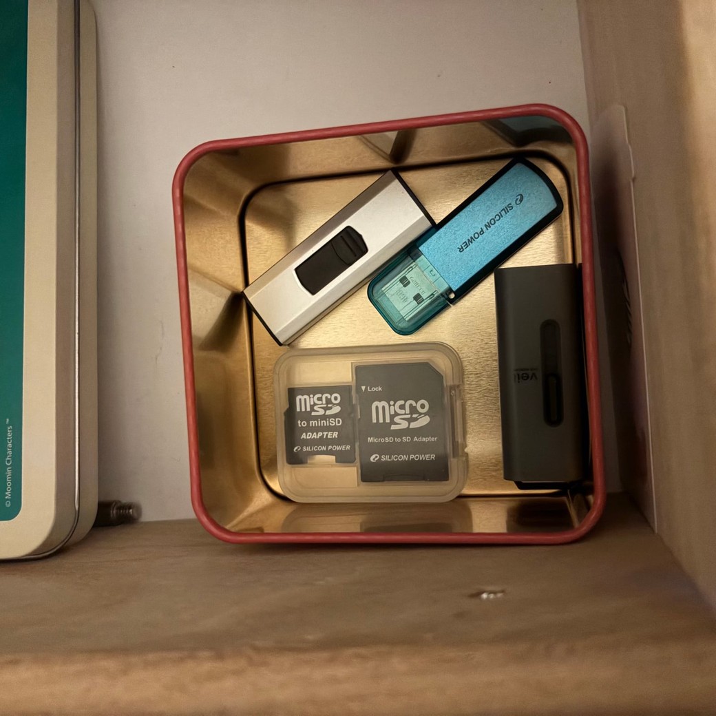 缶のふたを開けたところ