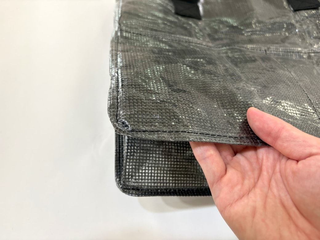 濡れにくくて丈夫な素材