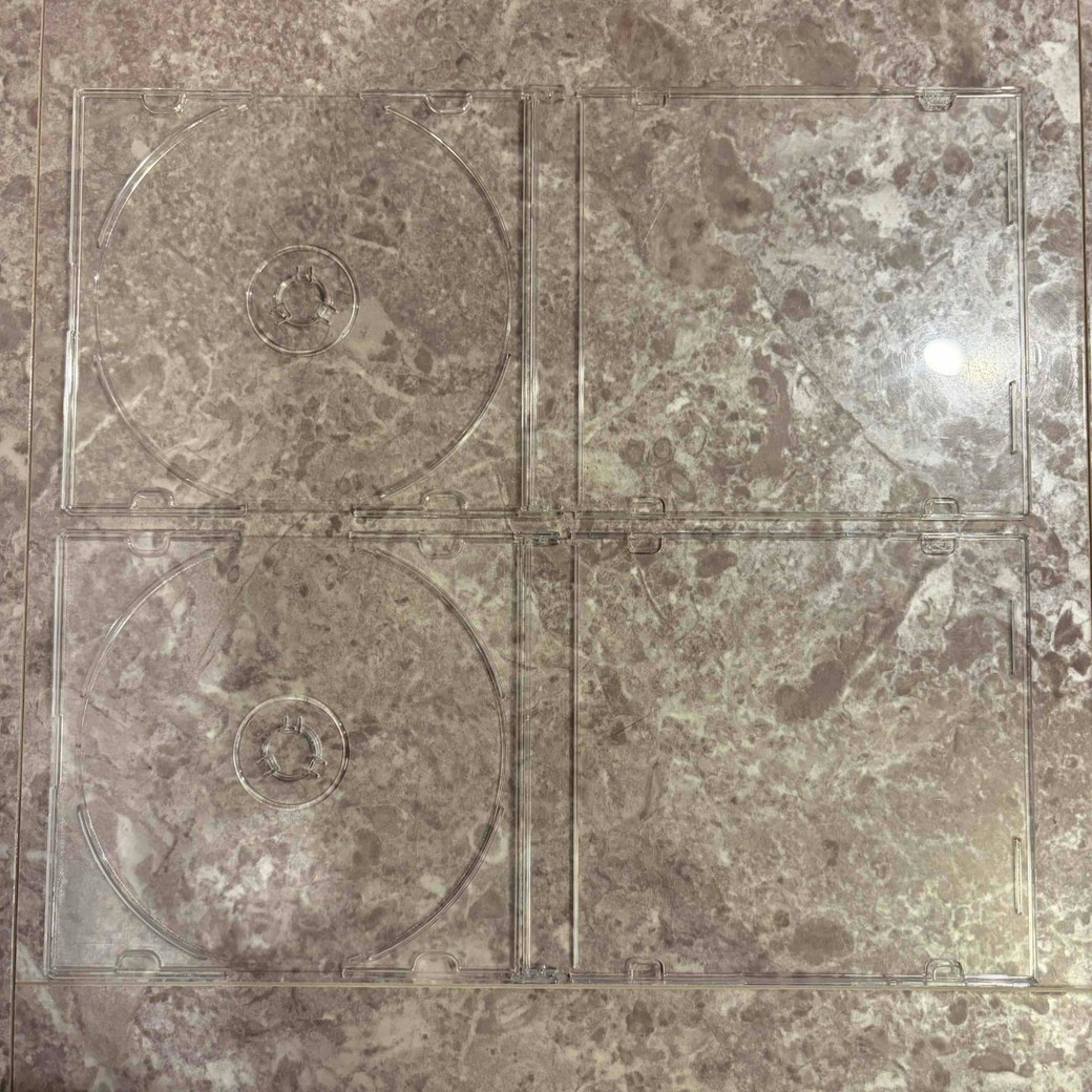 CDケースを開いたところ