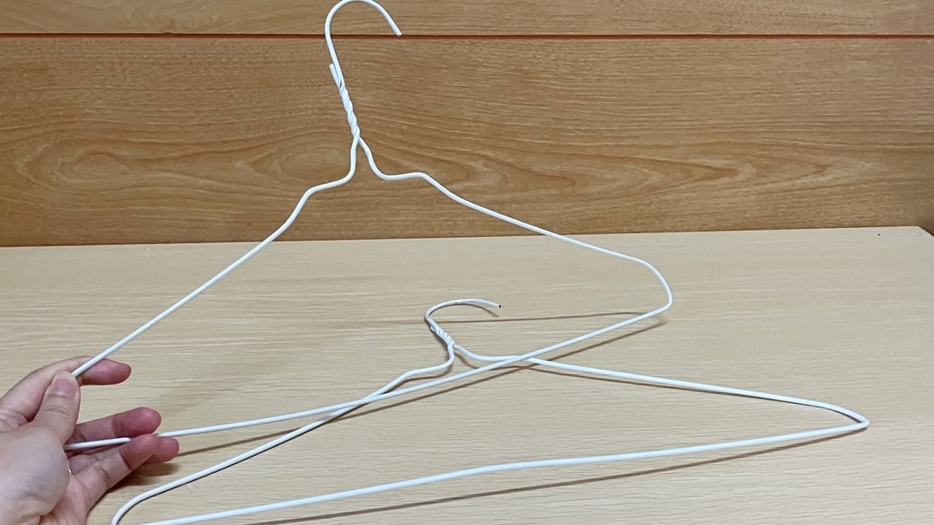 針金ハンガー