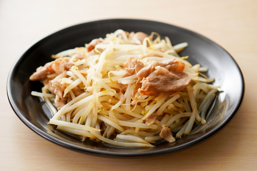 豚肉ともやしの炒めもの