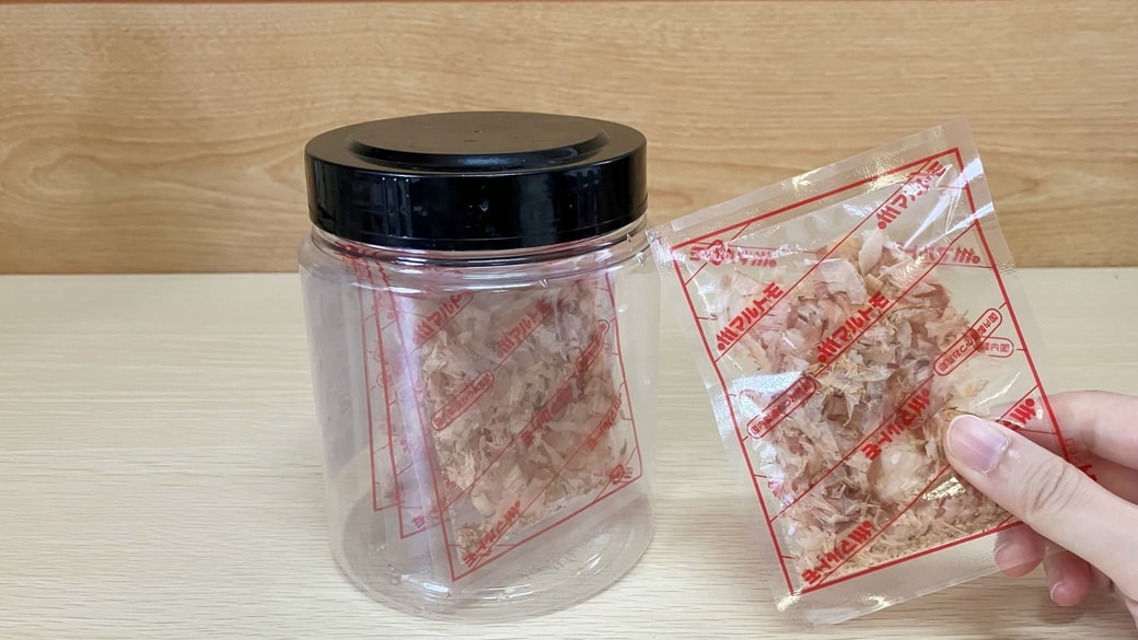 かつおぶしと味海苔の空き容器