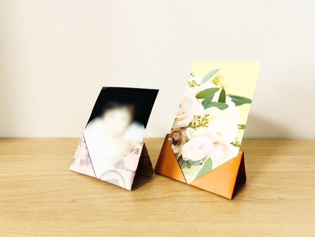 折り紙1枚でコンパクトな写真立て