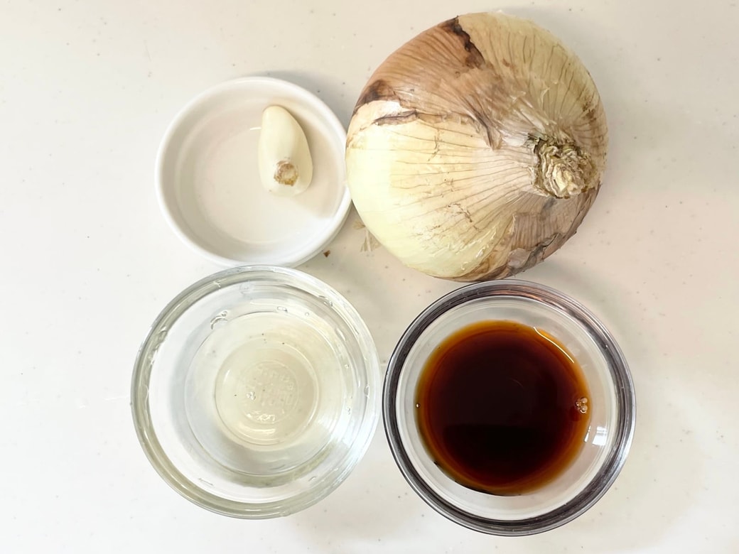 新玉ねぎのガーリックしょうゆステーキ