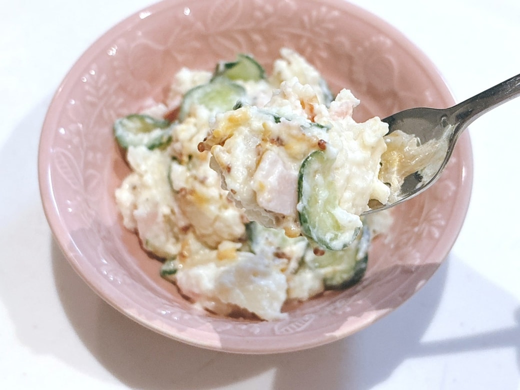 粒マスタードの辛味がいいアクセントに