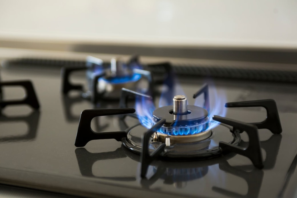 NG①コンロが熱いまま掃除する