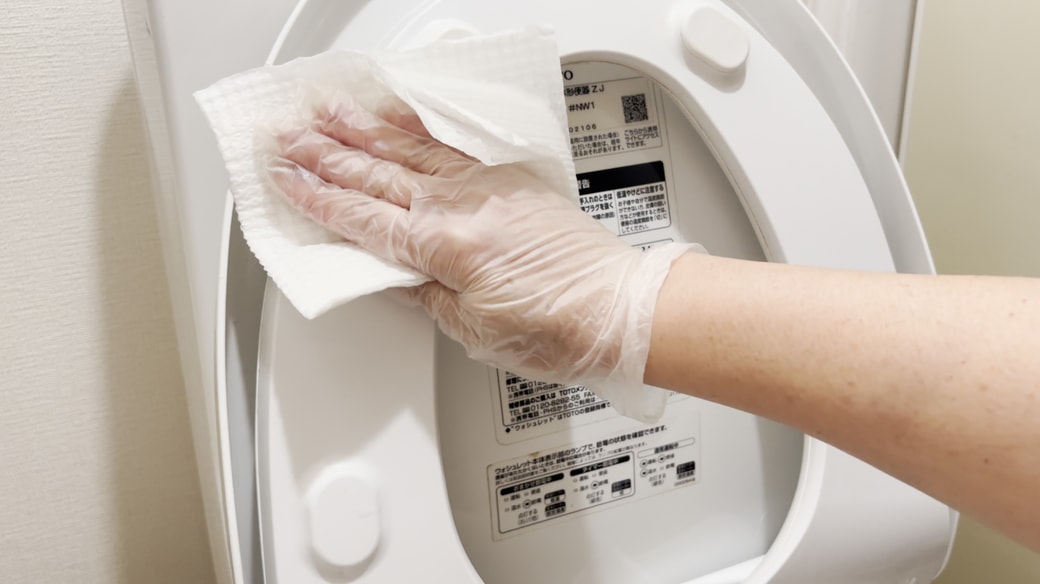 トイレシートで仕上げ拭き