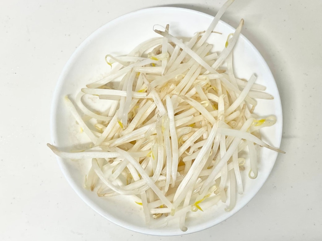もやしのごまゆかりの和え