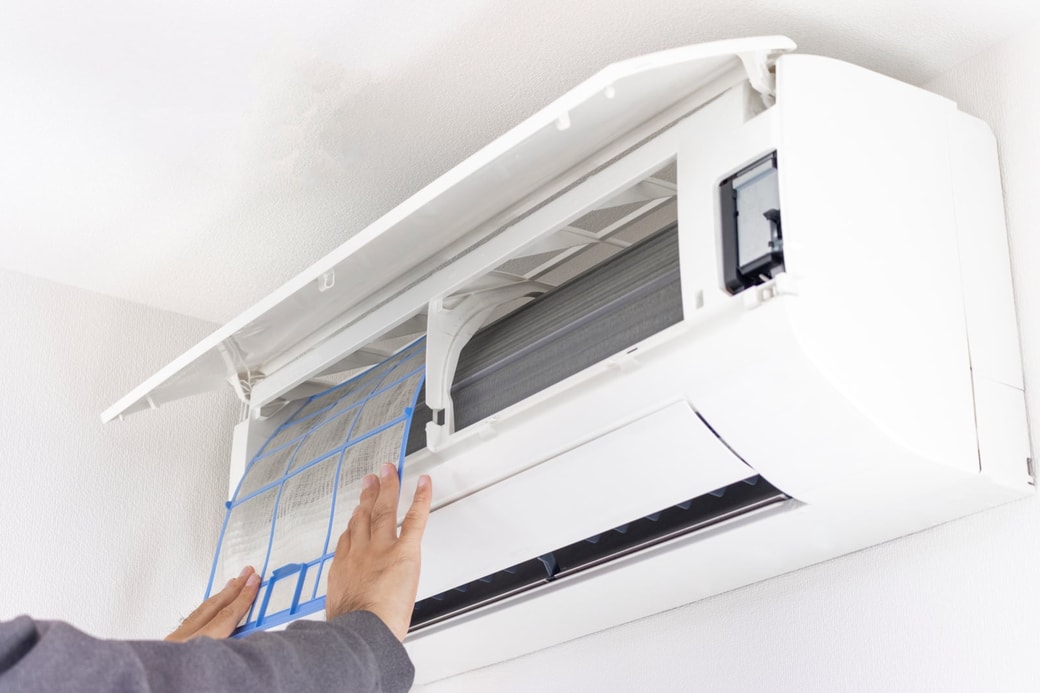 NG③乾いていない濡れたエアフィルターを戻す