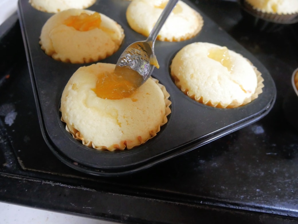 マーマレードをのせる