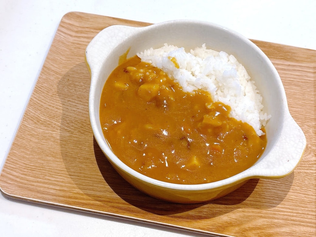 ごはんと一緒に盛り付ける