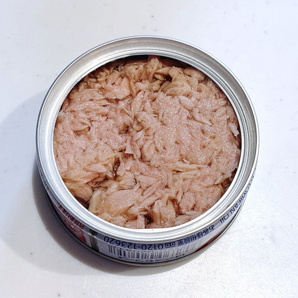 チャーハンに加えるツナ缶