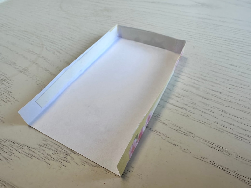 両面テープを貼ったところ