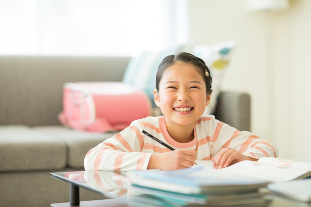 勉強する子ども