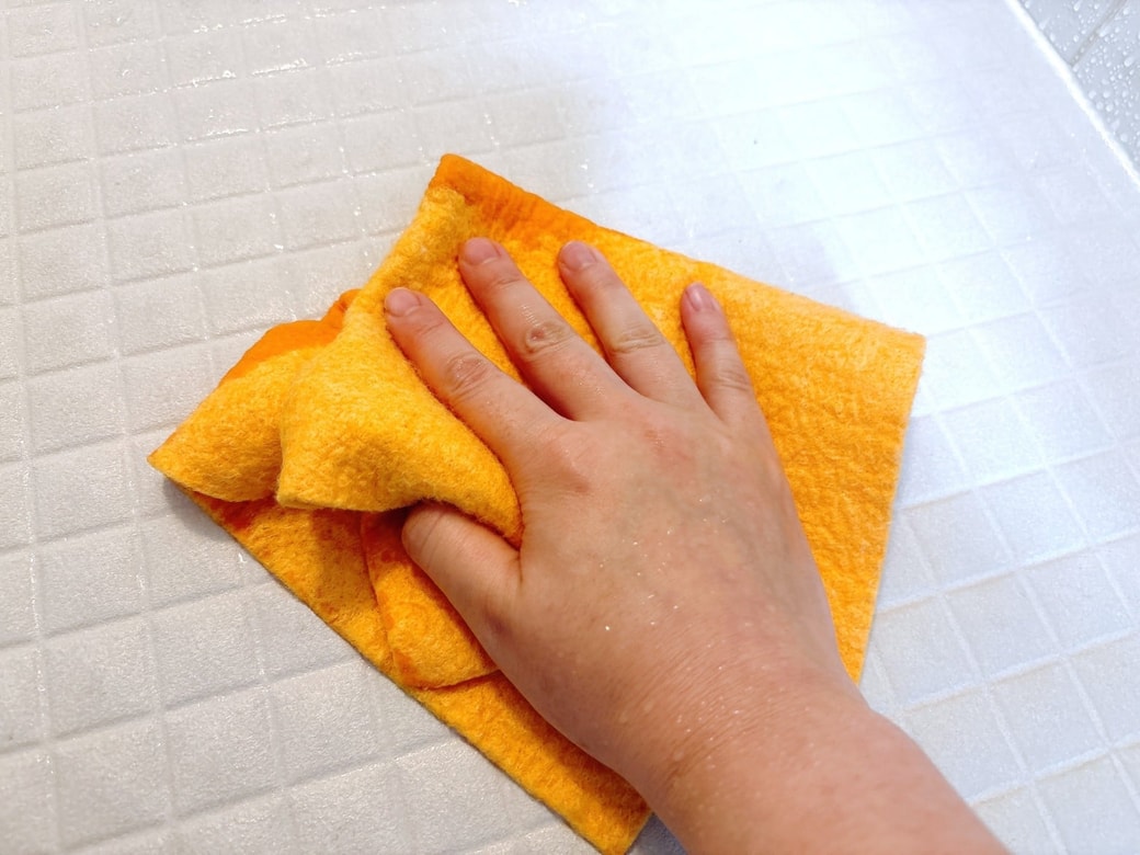 布で水分を拭き取ったら終了