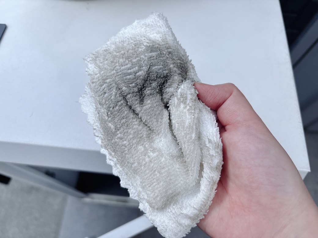 さっと拭いただけで汚れがとれた