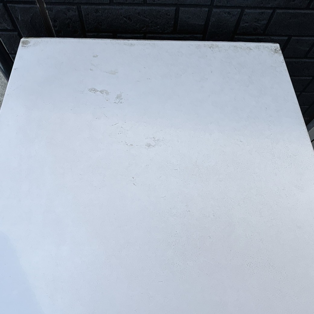 細かい砂がびっしりついている