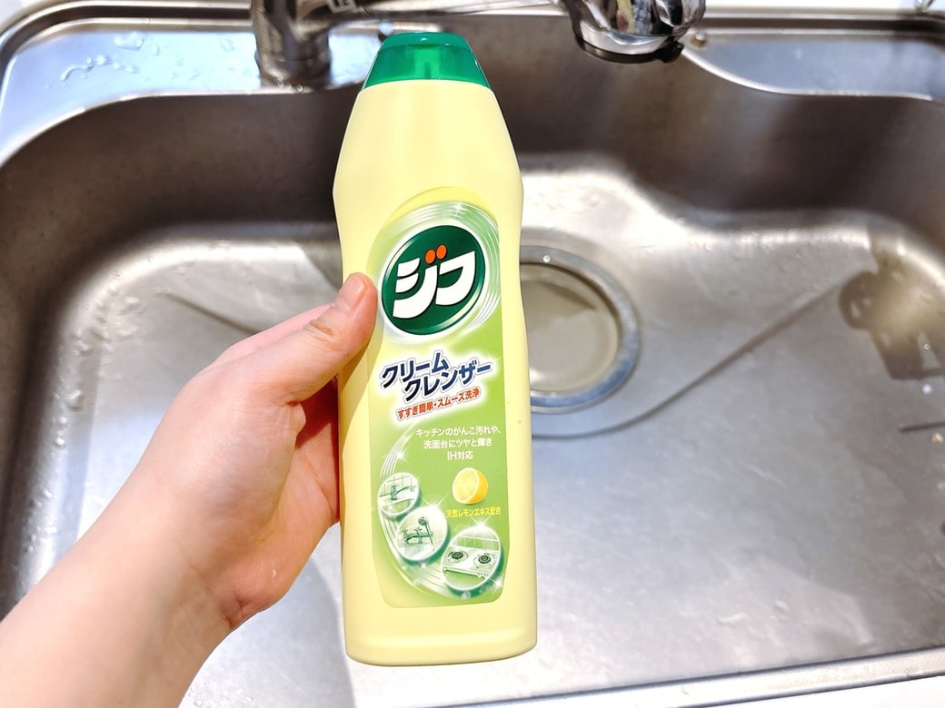 キッチンシンクのお手入れに使う「ジフ」