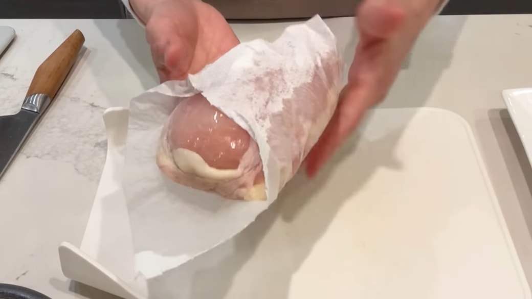 鶏むね肉の水分を取る人