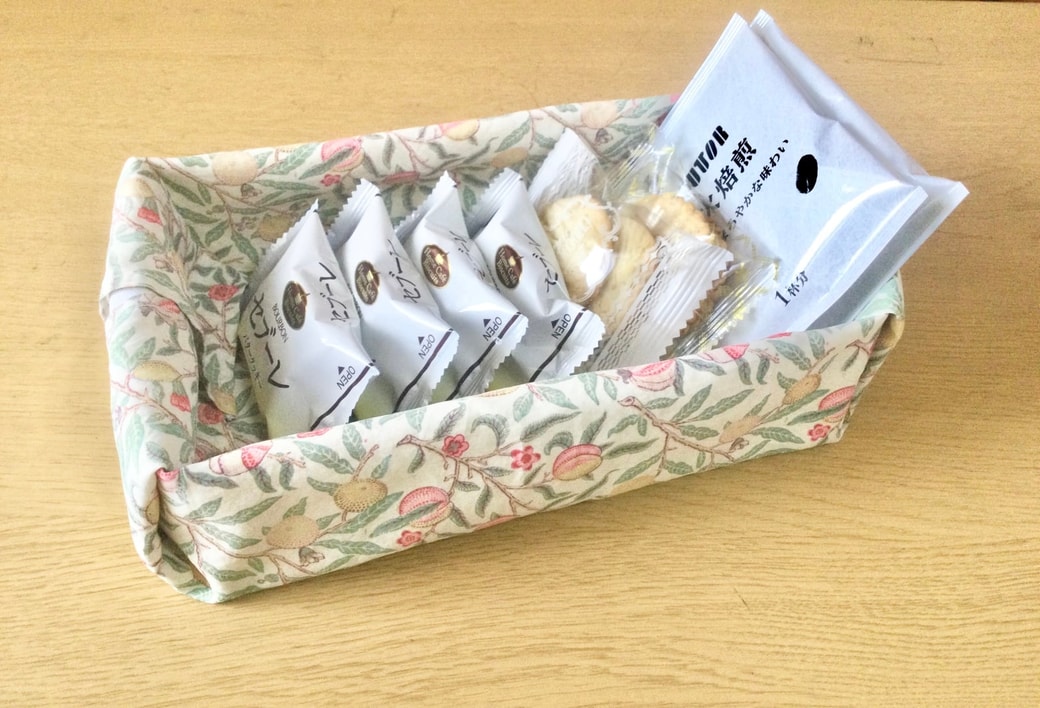 テーブルナプキンを折る