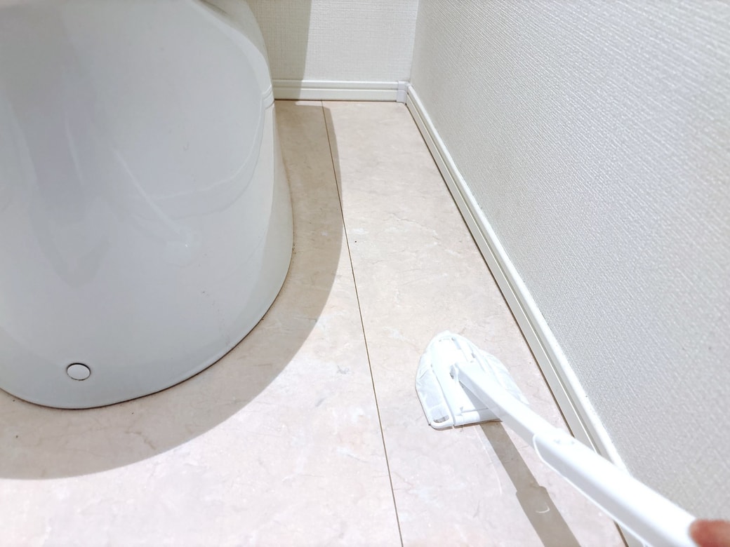 トイレの床