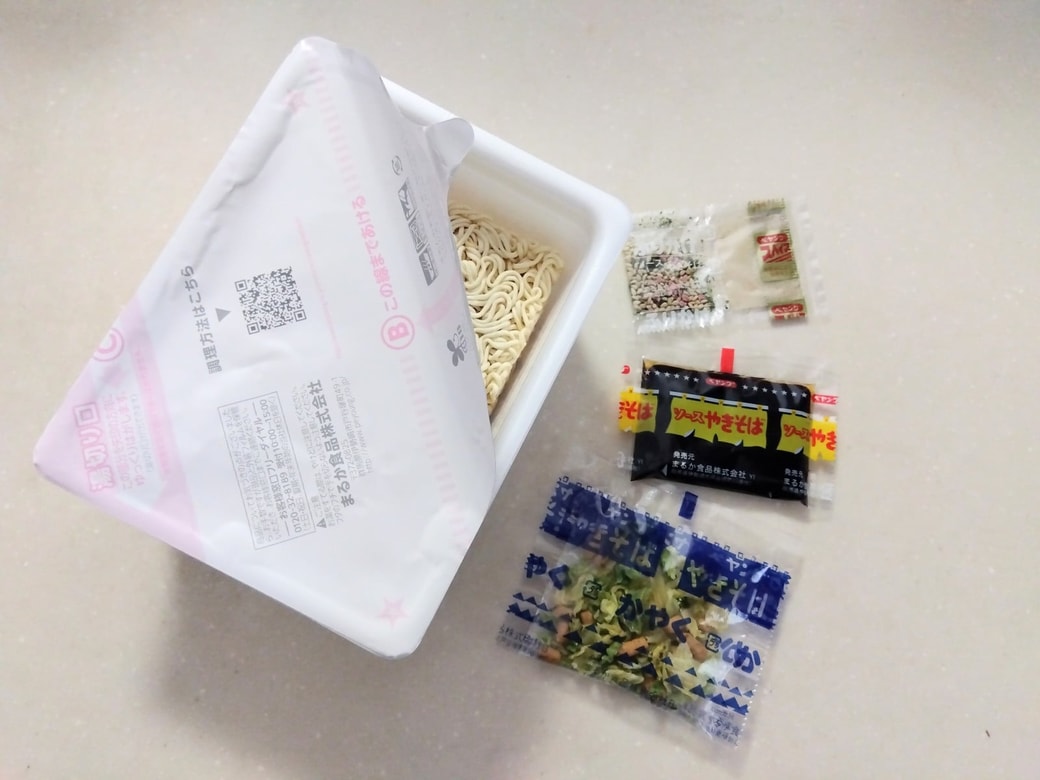 カップ焼きそば