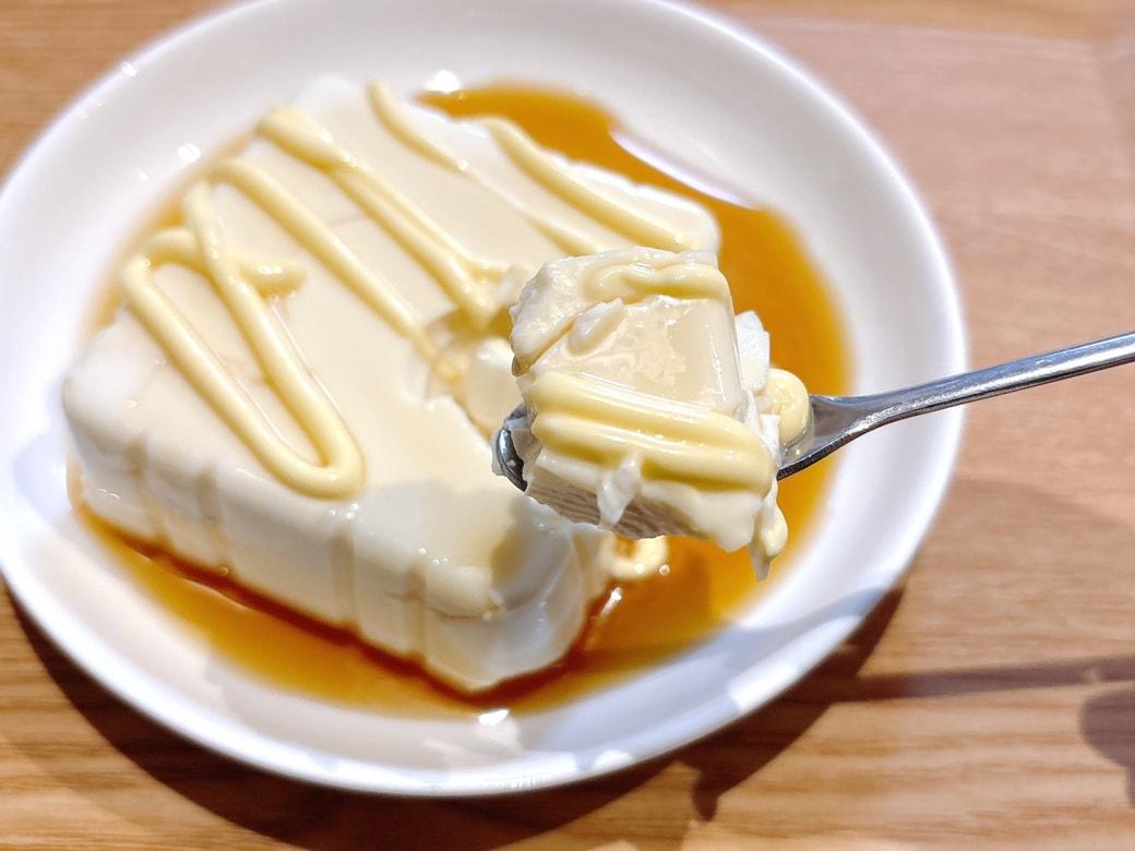 たんぱくな豆腐にマヨネーズのコクが加わる