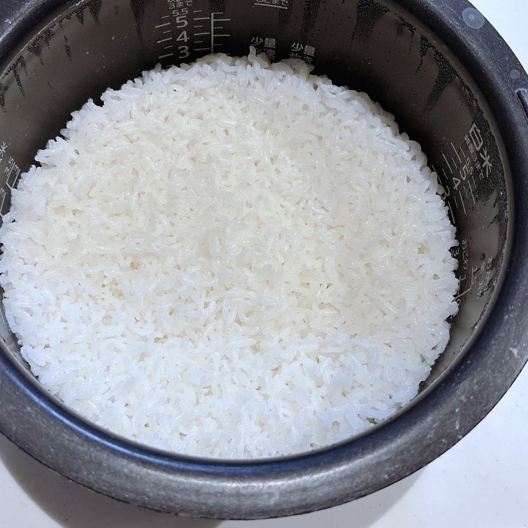 炊き上がったごはん