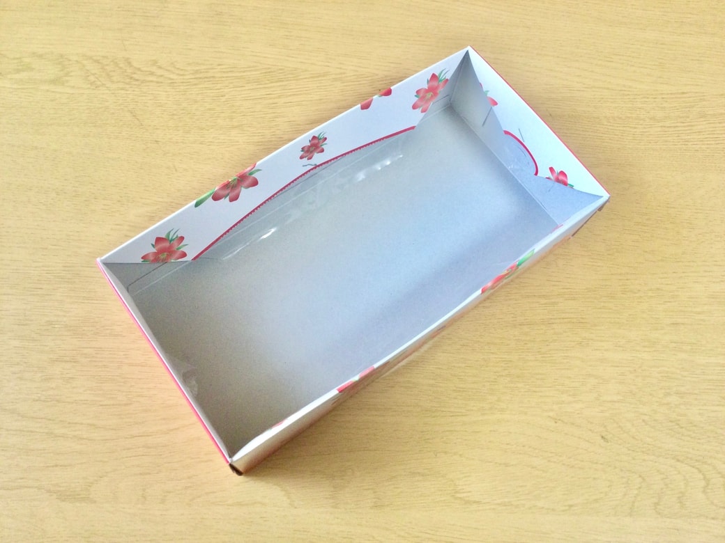 ティッシュの空き箱