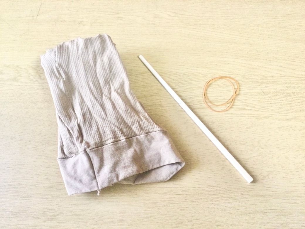 ストッキングと輪ゴムと割り箸